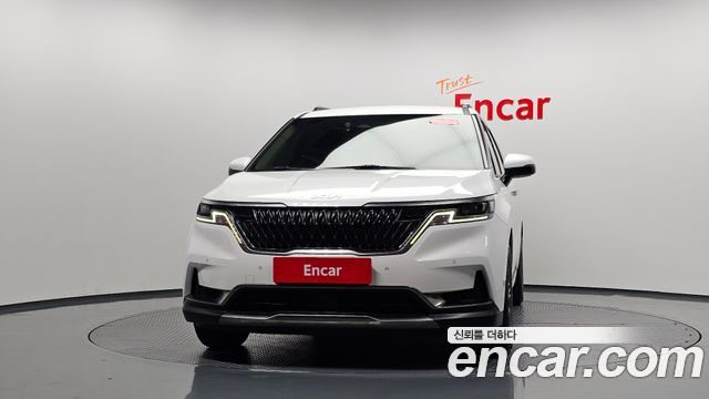 Kia Canival 2022 — photo 3