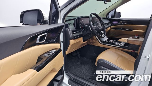 Kia Canival 2022 — photo 13