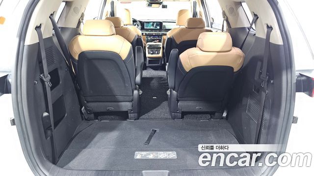 Kia Canival 2022 — photo 27