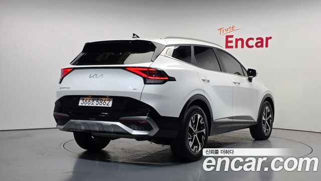 Kia Sportage 2023 — photo 2