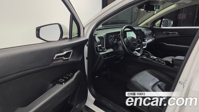 Kia Sportage 2023 — photo 10