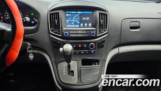Hyundai Starex 2019 — photo 19