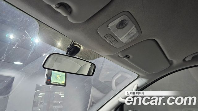 Hyundai Starex 2019 — photo 25