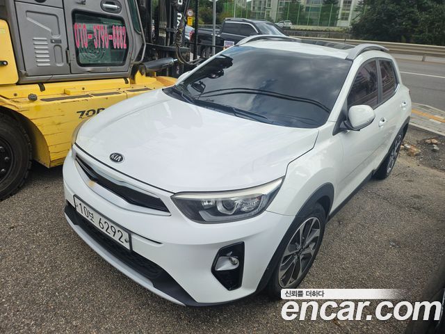 Kia Stonic 2018 — photo 2