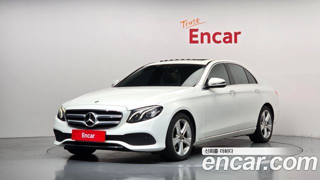 Mercedes-Benz E-Class 2017 — photo 1