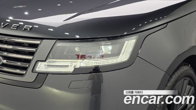 Land Rover Range Rover 2026 — photo 17