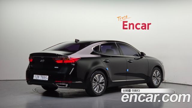 Kia K7 2018 — photo 2