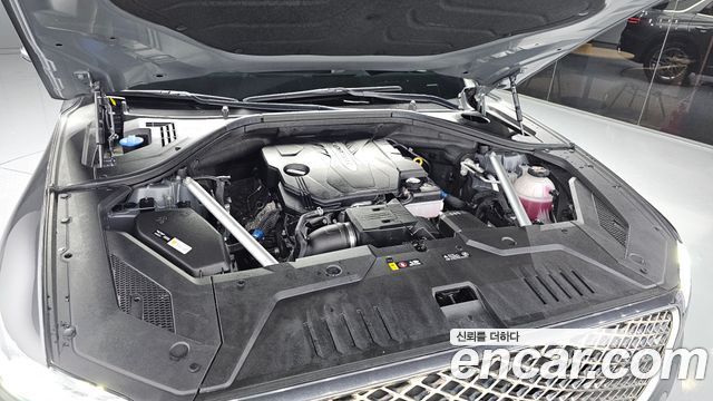 Genesis GV70 2023 — photo 6