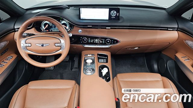 Genesis GV70 2023 — photo 10