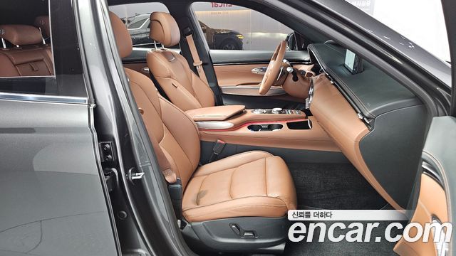 Genesis GV70 2023 — photo 13