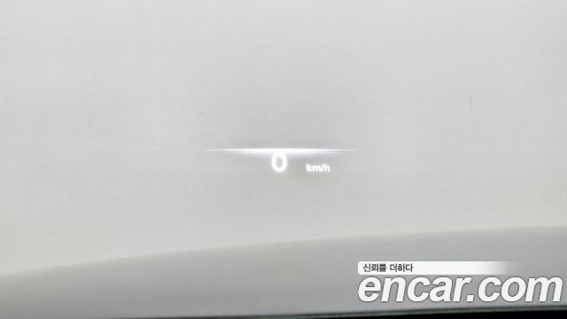 Genesis GV70 2023 — photo 24