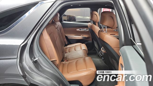 Genesis GV70 2023 — photo 16