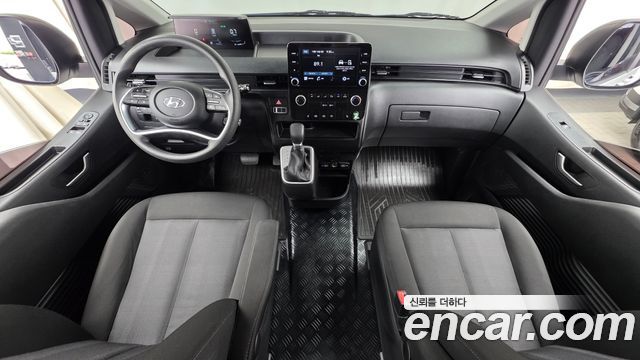 Hyundai Staria 2023 — photo 7