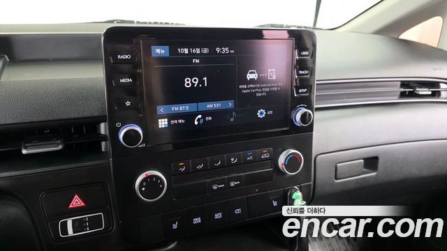Hyundai Staria 2023 — photo 14