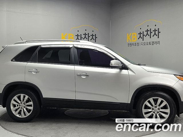 Kia Sorento 2012 — photo 4