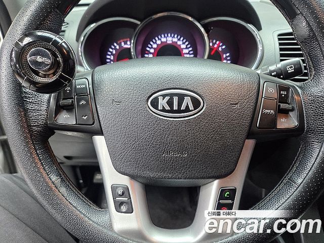Kia Sorento 2012 — photo 12