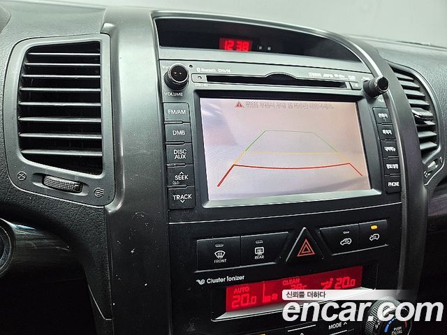 Kia Sorento 2012 — photo 16