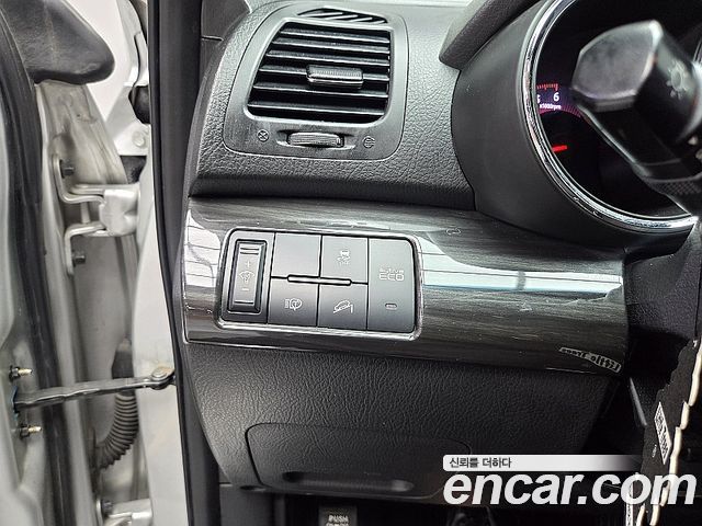 Kia Sorento 2012 — photo 17