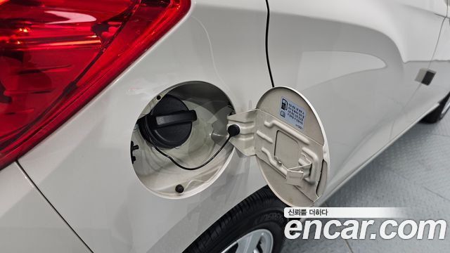 Chevrolet Korea Spark 2016 — photo 30