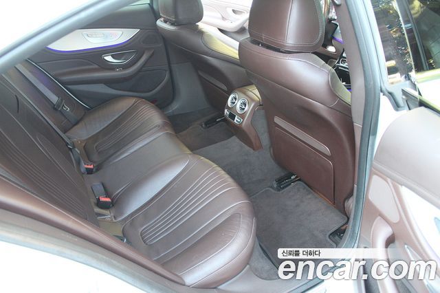 Mercedes-Benz CLS-Class 2019 — photo 14