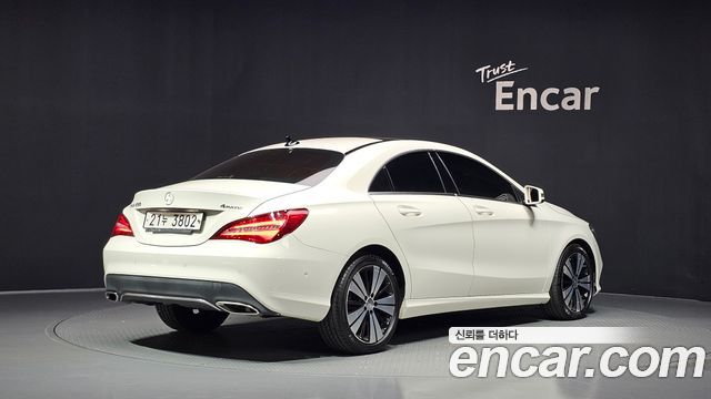 Mercedes-Benz CLA-Class 2017 — photo 2