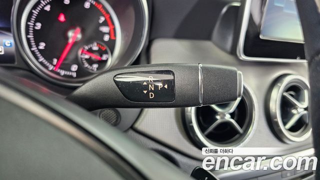 Mercedes-Benz CLA-Class 2017 — photo 9