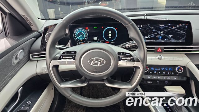 Hyundai AVANTE 2021 — photo 19