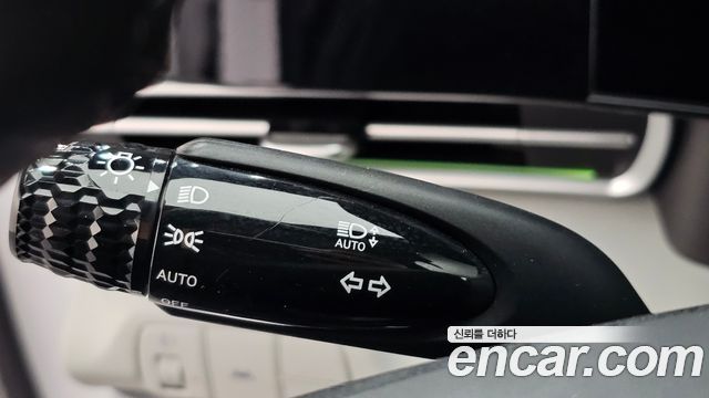 Hyundai AVANTE 2021 — photo 25