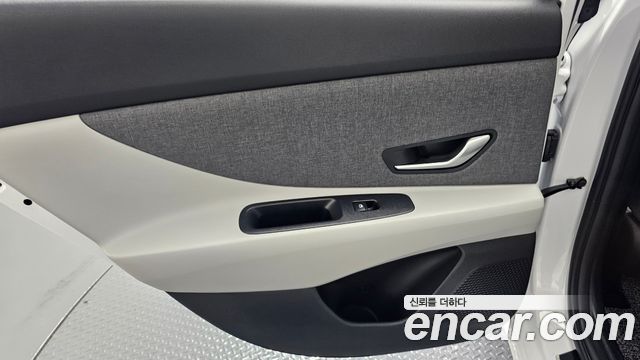 Hyundai AVANTE 2021 — photo 15