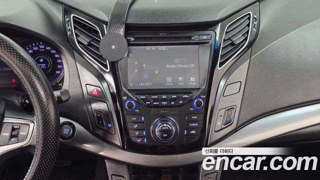 Hyundai i40 2016 — photo 14