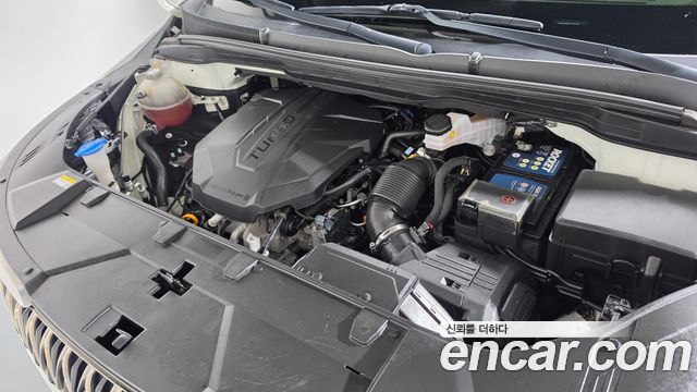 Kia Canival 2023 — photo 6