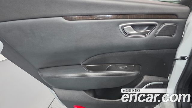 Renault Korea SM6 2017 — photo 15