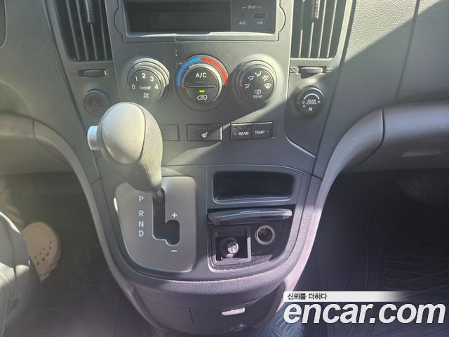 Hyundai Starex 2015 — photo 9