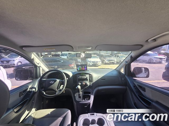 Hyundai Starex 2015 — photo 10