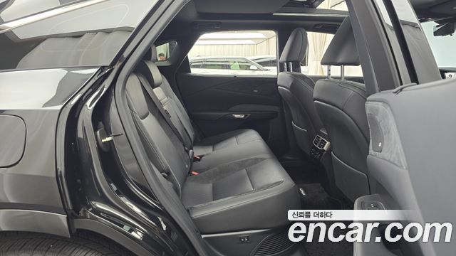 Lexus RX 2024 — photo 17
