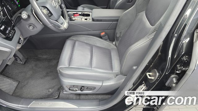 Lexus RX 2024 — photo 24