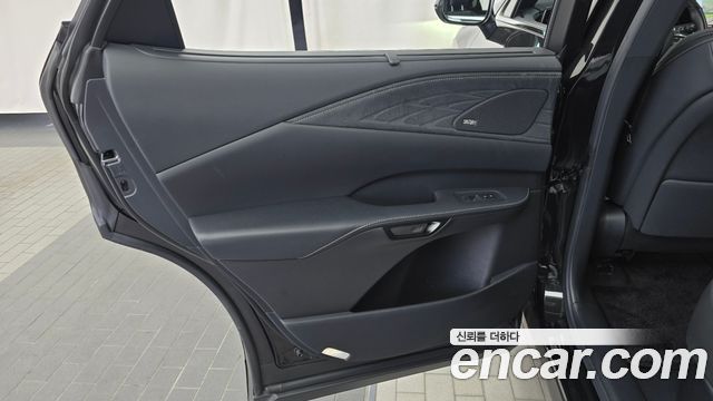 Lexus RX 2024 — photo 15