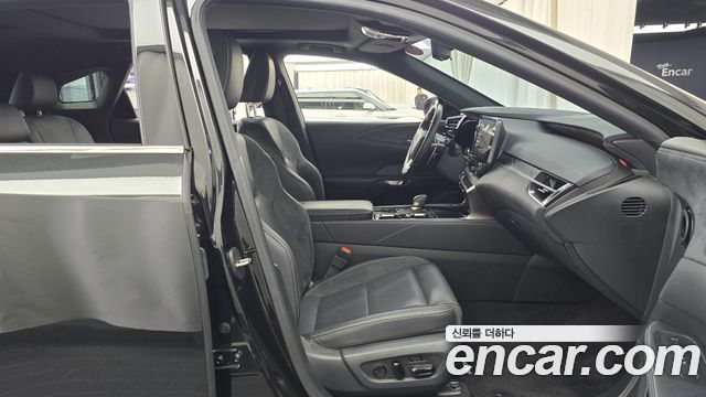 Lexus RX 2024 — photo 16