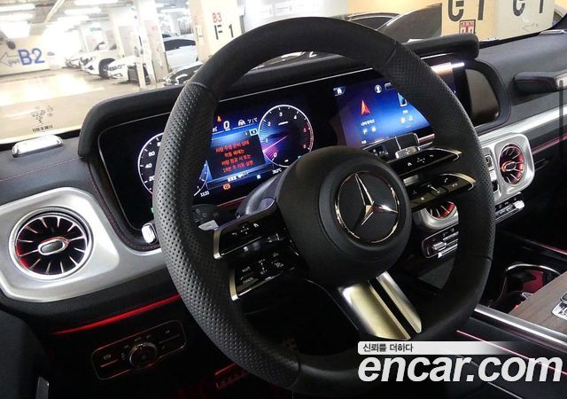 Mercedes-Benz G-Class 2026 — photo 12