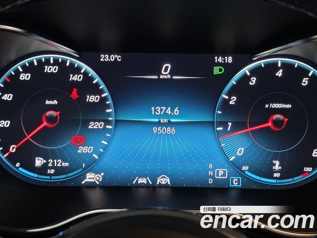 Mercedes-Benz GLC-Class 2020 — photo 6