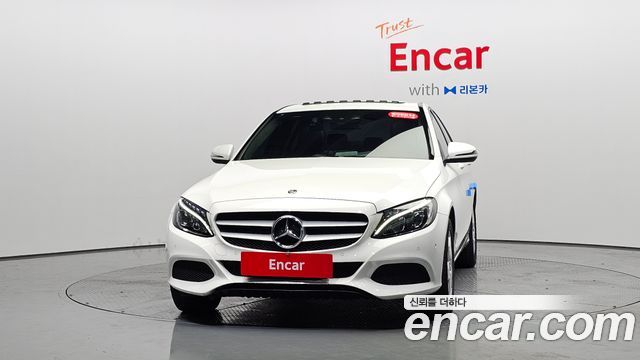 Mercedes-Benz C-Class 2018 — photo 3