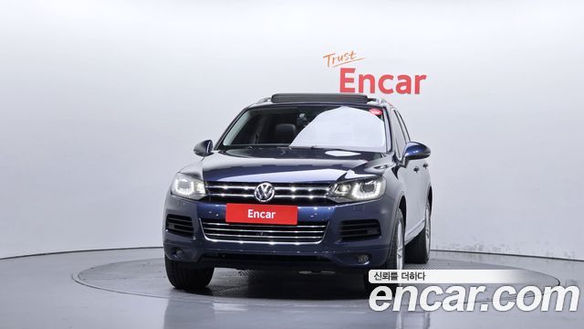 Volkswagen Touareg 2012 — photo 3