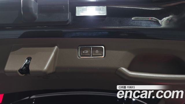 Kia EV9 2024 — photo 35
