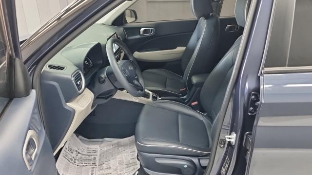 Hyundai Venue 2023 — photo 10