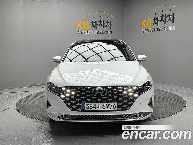 Hyundai Grandeur 2022 — photo 2