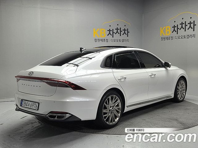 Hyundai Grandeur 2022 — photo 5