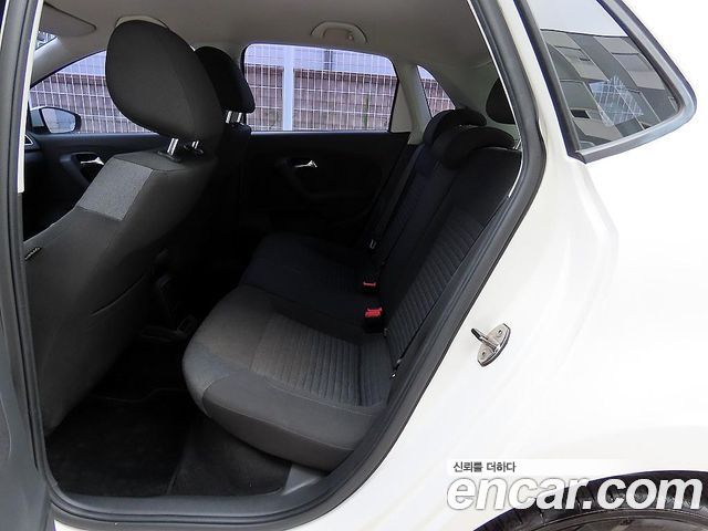 Volkswagen Polo 2014 — photo 6