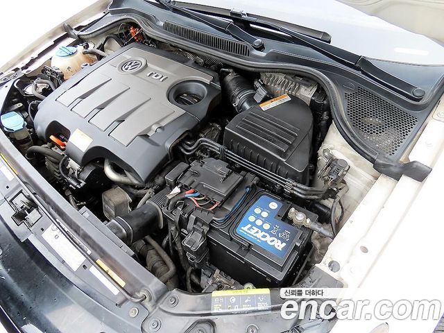 Volkswagen Polo 2014 — photo 17