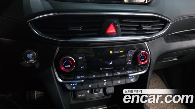 Hyundai Santafe 2019 — photo 22