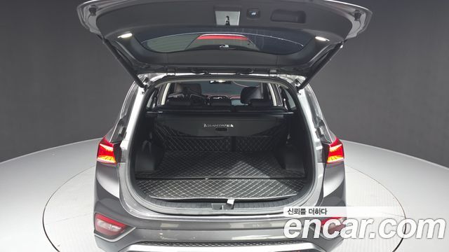 Hyundai Santafe 2019 — photo 26